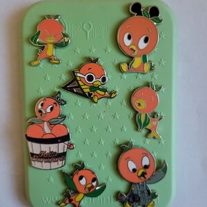 ORANGE BIRD Authentic Disney Pins Lot WITH PinFolio